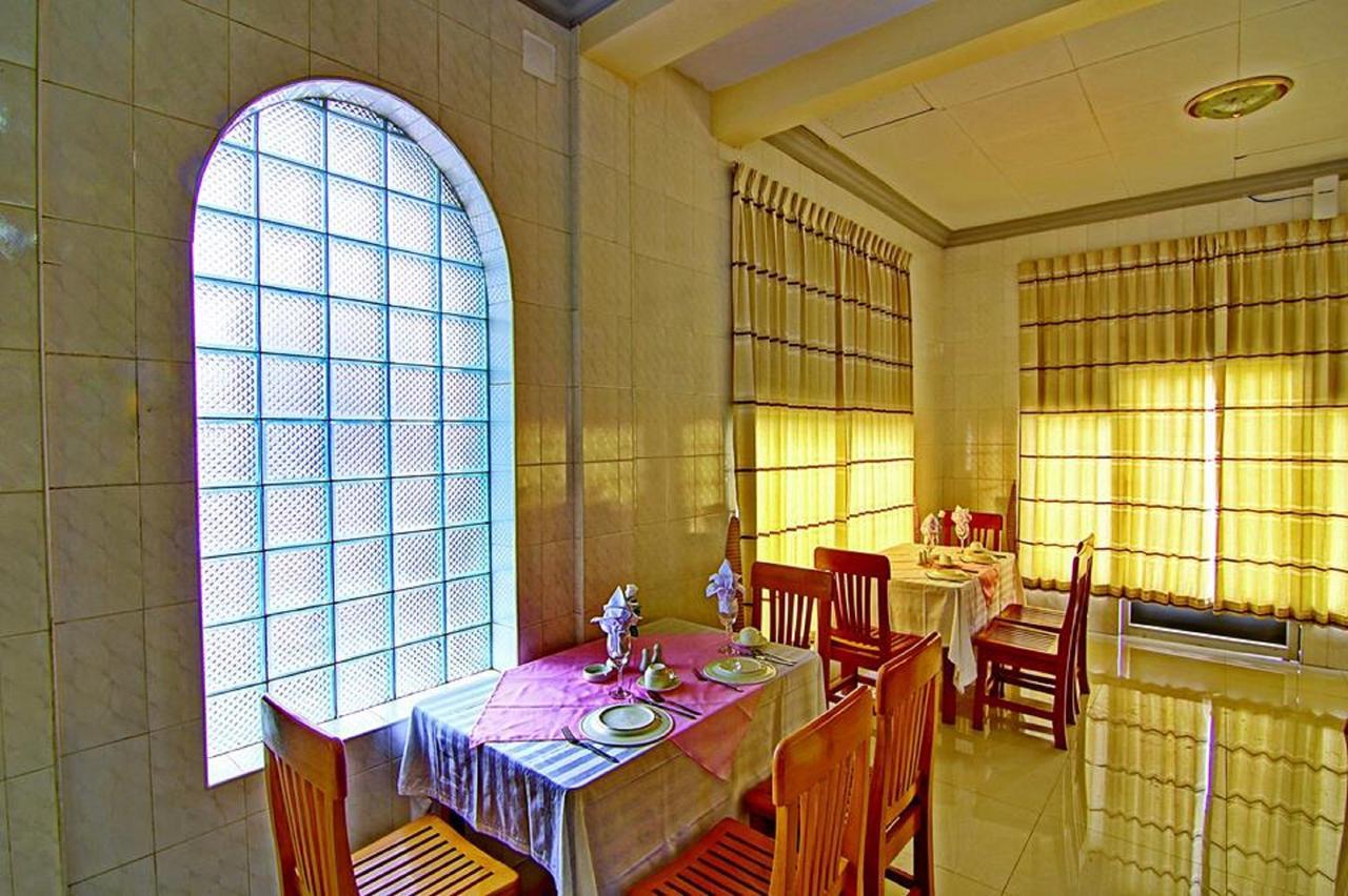 Hotel Smile Pyin Oo Lwin Ngoại thất bức ảnh